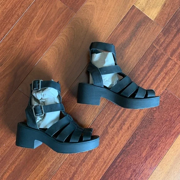 Platform-Block Heels Leather Strap Sandals by Steve Madden, Black, Size 6.5 - Picture 14 of 16